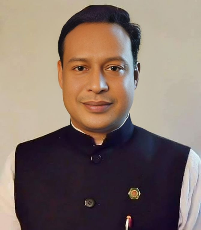উরফার একজন সফল ও মানবিক ইউপি চেয়ারম্যান মোহাম্মদ নূরে আলম তালুকদার