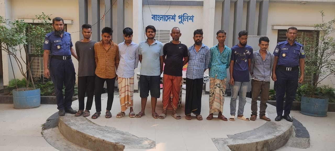 ময়মনসিংহ কোতোয়ালী মডেল থানা পুলিশের অভিযানে  গ্রেফতার- ১৫