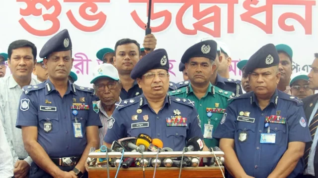 বেনজীর প্রশ্নে আইজিপি বললেন, ব্যক্তির দায় পুলিশ নেবে না