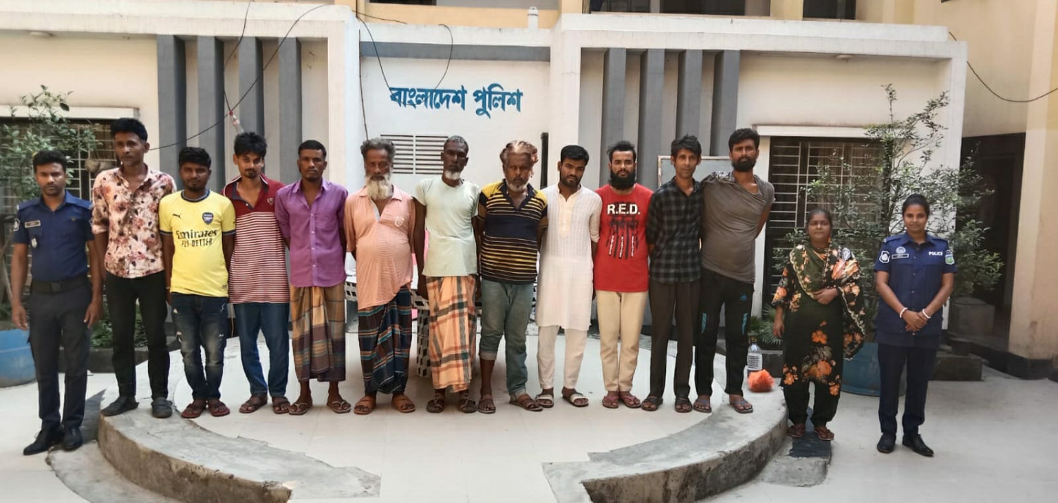 ময়মনসিংহ কোতোয়ালী মডেল থানার অভিযানে  গ্রেফতার- ১৪
