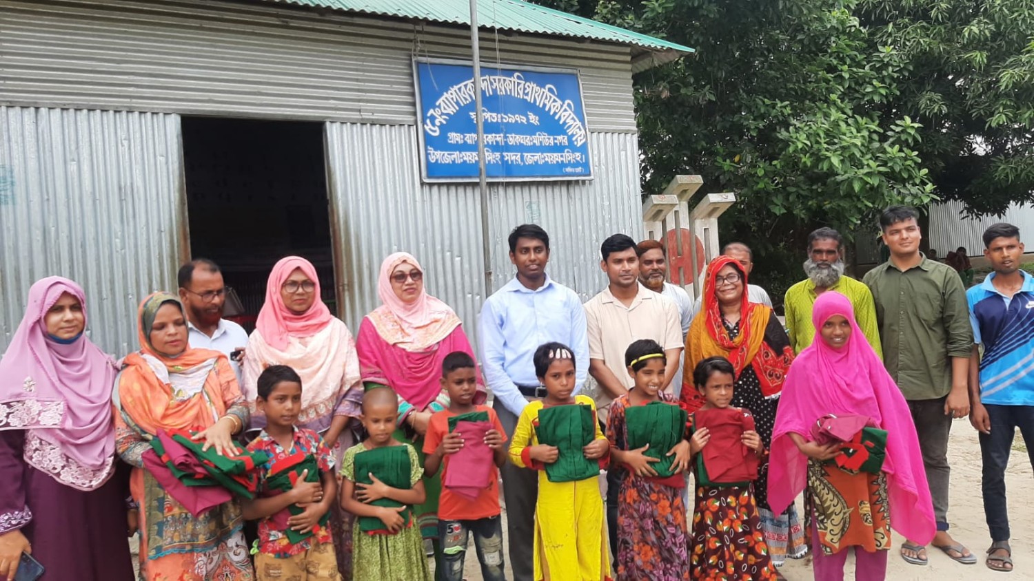 প্রাথমিক শিক্ষা নিশ্চিত ও মানসম্মত শিক্ষায় অবদান রাখছেন ইউএনও শফিকুল ইসলাম