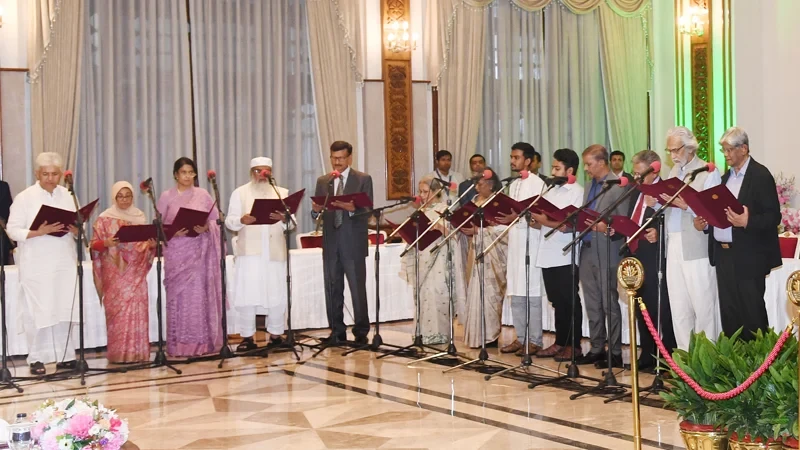 অন্তর্বর্তী সরকারে কে কোন মন্ত্রণালয় পেলেন