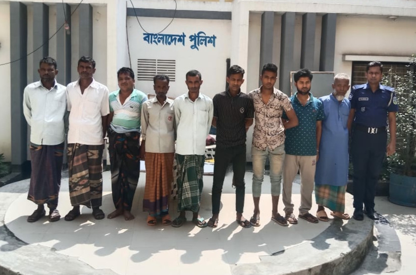 ময়মনসিংহ কোতোয়ালী মডেল থানা পুলিশের অভিযানে গ্রেফতার -১১