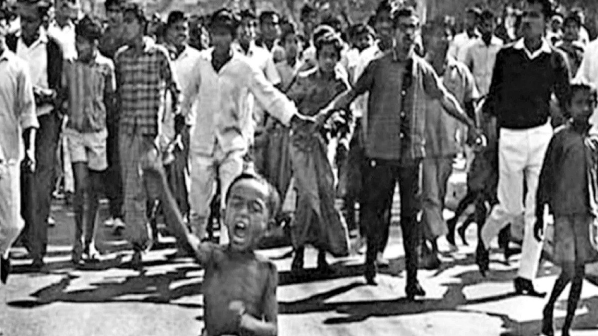 আজ গণঅভ্যুত্থান দিবস