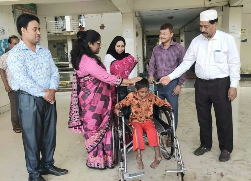 প্রতিবন্ধীরা সমাজের বোঝা নয় দেশের সম্পদ-অতিরিক্ত বিভাগীয় কমিশনার