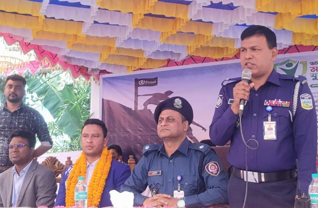 মাদক কারবারী ও সন্ত্রাসীদের ছাড় দেওয়া হবে না-ভালুকায় ওসি শাহ কামাল আকন্দ