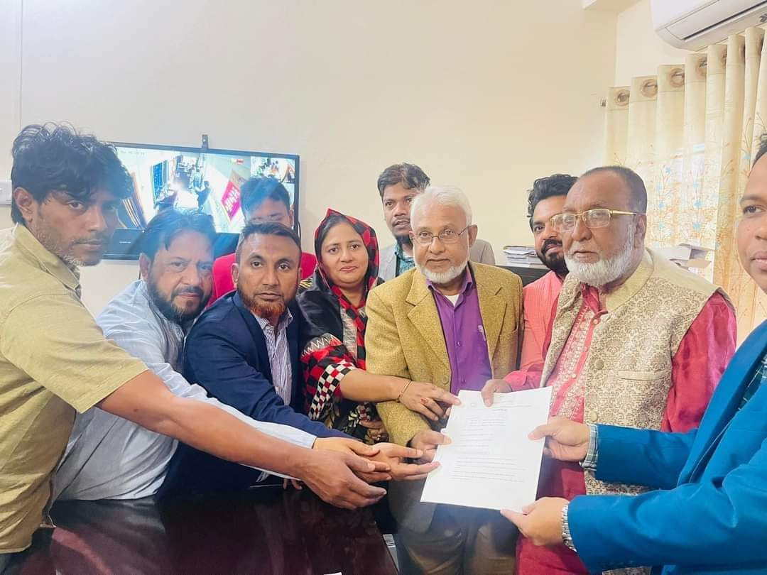 ত্রিশালে মেয়র পদে মনোনয়নপত্র সংগ্রহ করলেন এমপির সহধর্মিণী শামীমা