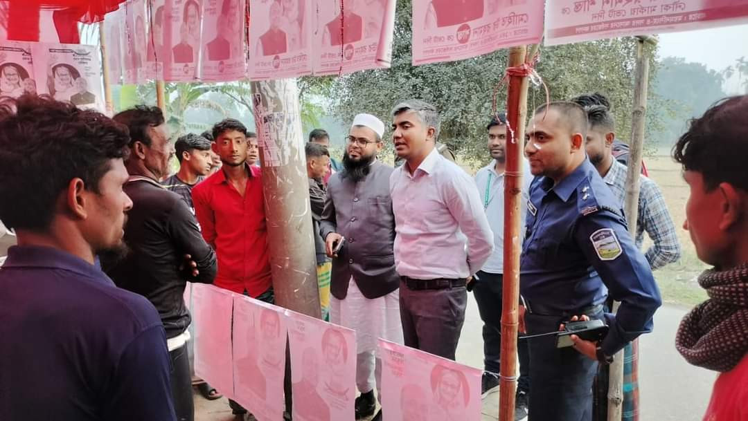নির্বাচনকে উৎসবমুখর করতে ময়মনসিংহ সদরে বিভিন্ন ভোট কেন্দ্র পরিদর্শনে ইউএনও ও এসিল্যান্ড