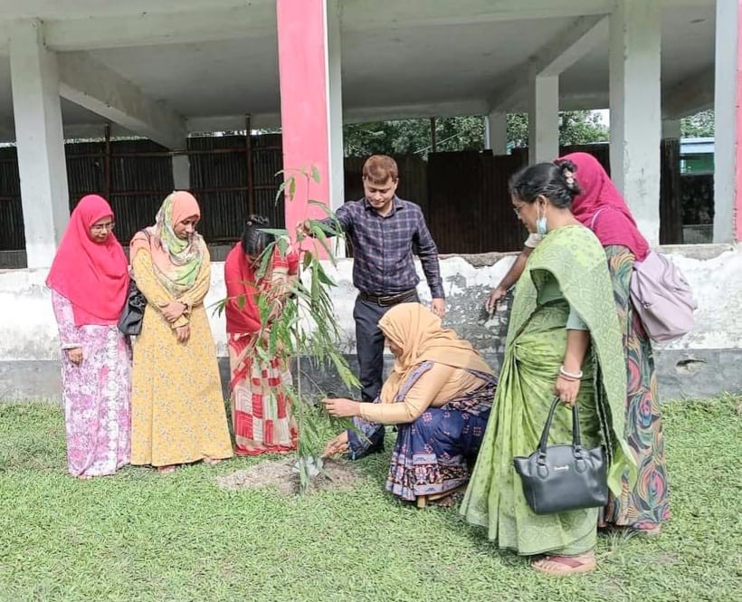 প্রাথমিক শিক্ষায় ইতিবাচক ভূমিকা রাখছেন ইউএনও