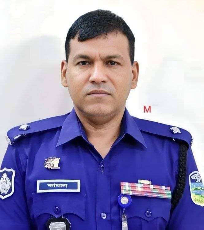 ময়মনসিংহ রেঞ্জে পর-পর ৩,বার  শ্রেষ্ঠব হলেন কোতোয়ালী মডেল থানার ওসি শাহ্ কামাল আকন্দ