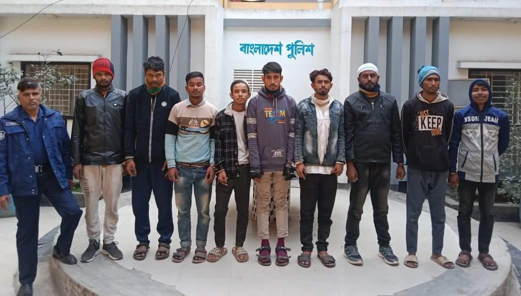ময়মনসিংহ কোতোয়ালী মডেল  থানা পুলিশের  অভিযানে গত ২৪ ঘন্টায়  গ্রেফতার -১৪