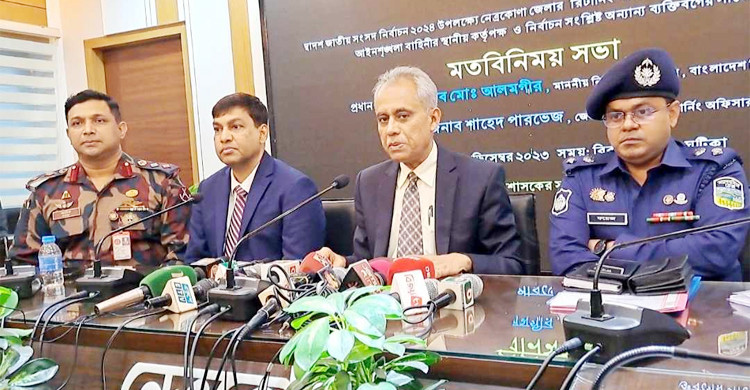 নির্বাচন পেছানোর আর কোনো সুযোগ নেই’ বলে জানিয়েছেন, ইসি 'আলমগীর'