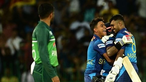 পাকিস্তানকে হারিয়ে ফাইনাল নিশ্চিত করলেন শ্রীলঙ্কা
